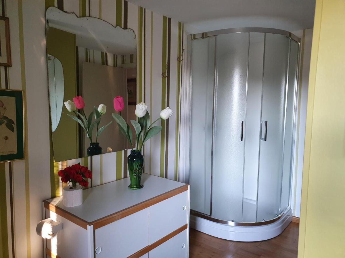 Sur La Rive Vierre Villa Suxy Exteriör bild